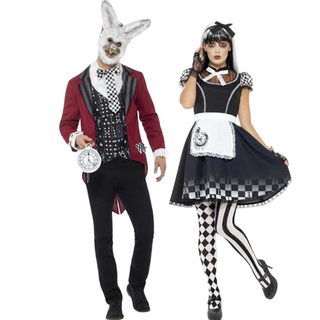 Pareja de Conejo y Alicia Malvados